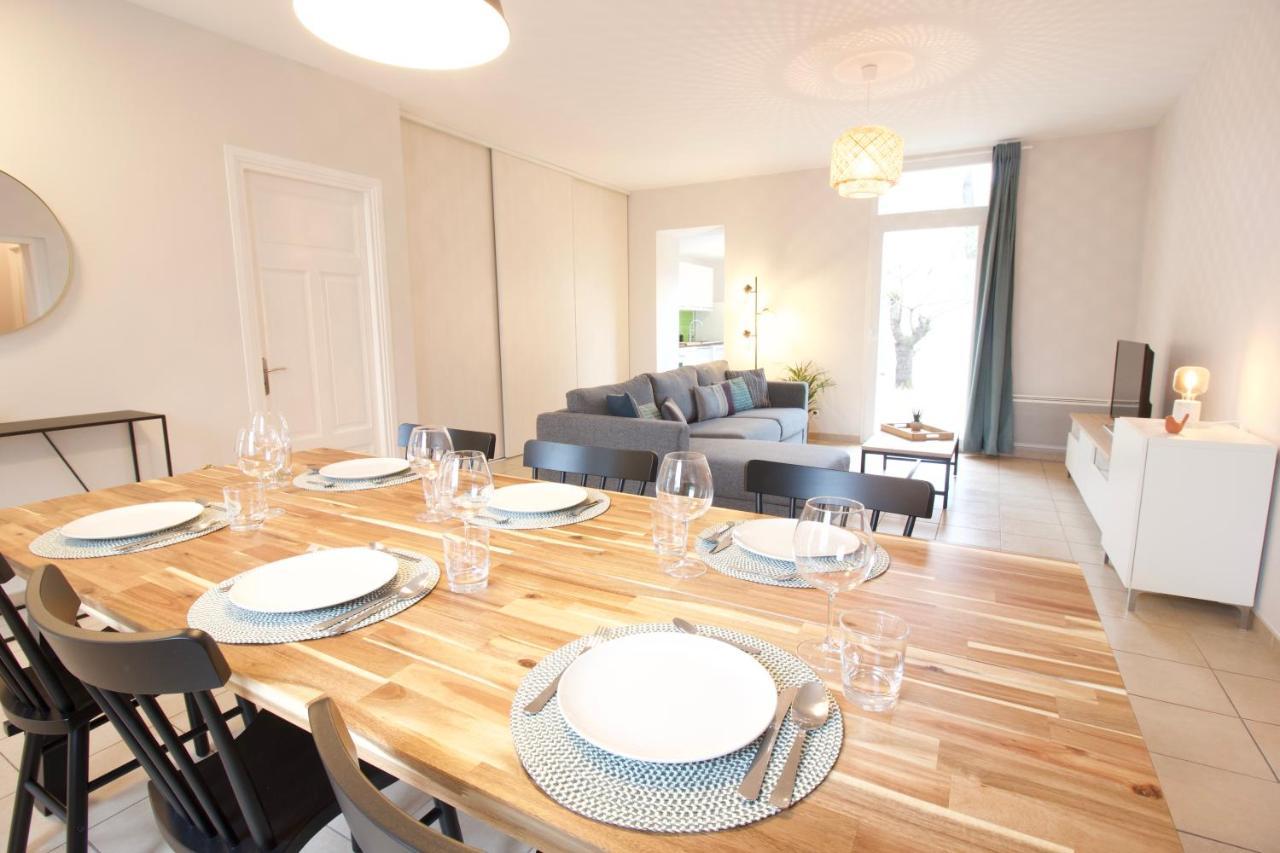Charmante Maison Avec Piscine Quartier St James 몽뗄리마 외부 사진